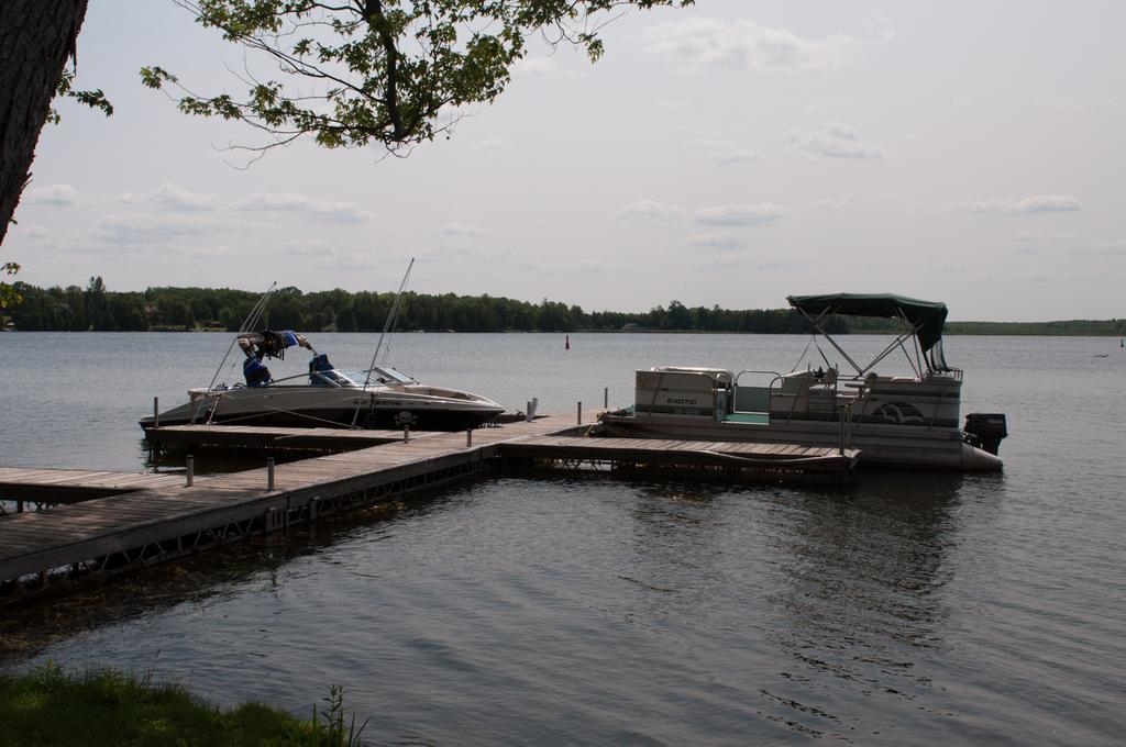 Woodland Estate Resort Campbellford Екстер'єр фото